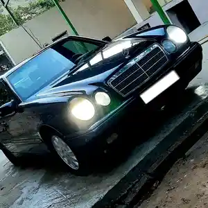 Mercedes-Benz E class, 1996