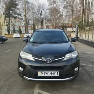 Toyota RAV 4, 2013