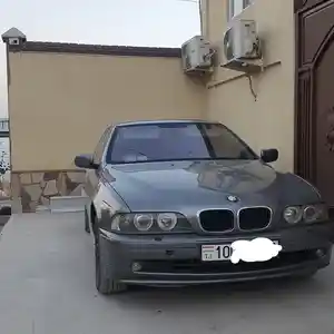 BMW 5 series, 2001