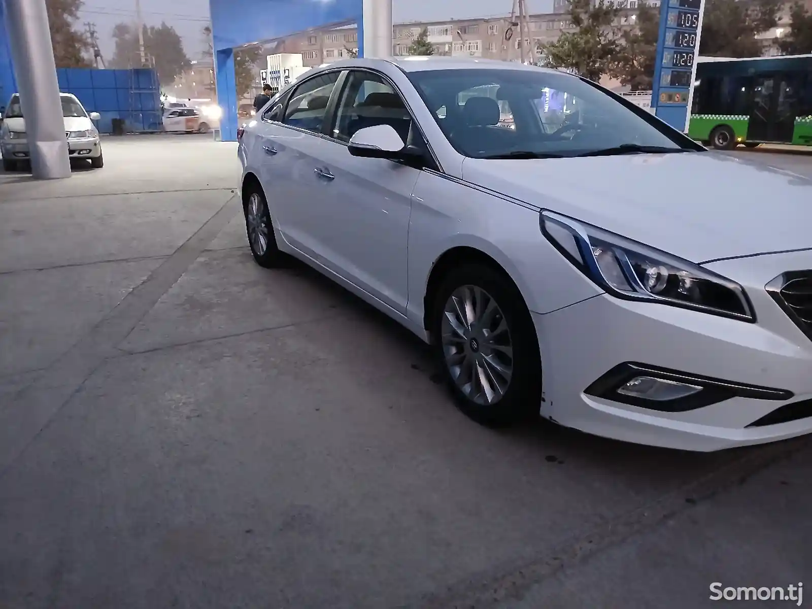 Hyundai Sonata, 2015-4