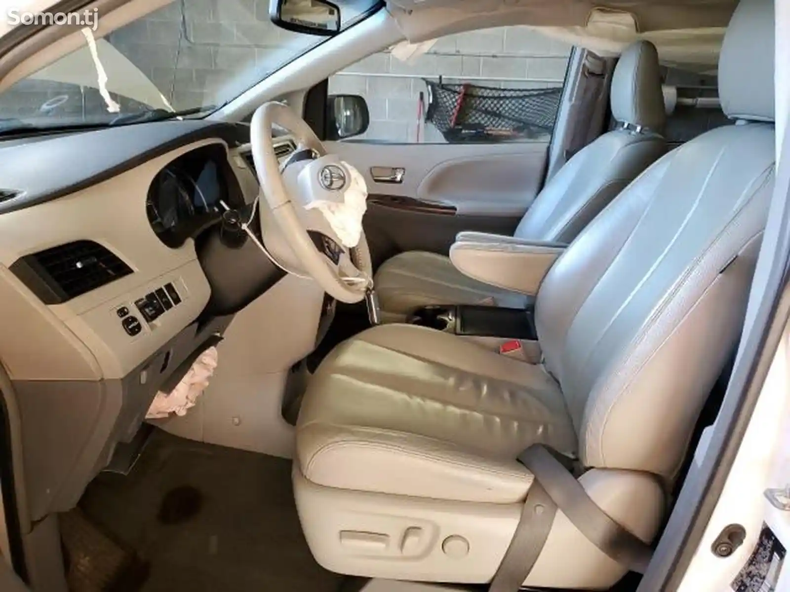 Toyota Sienna, 2014-7