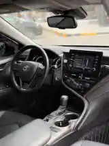 Toyota Camry, 2018-8