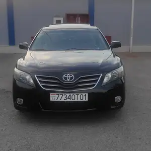 Toyota Camry, 2011