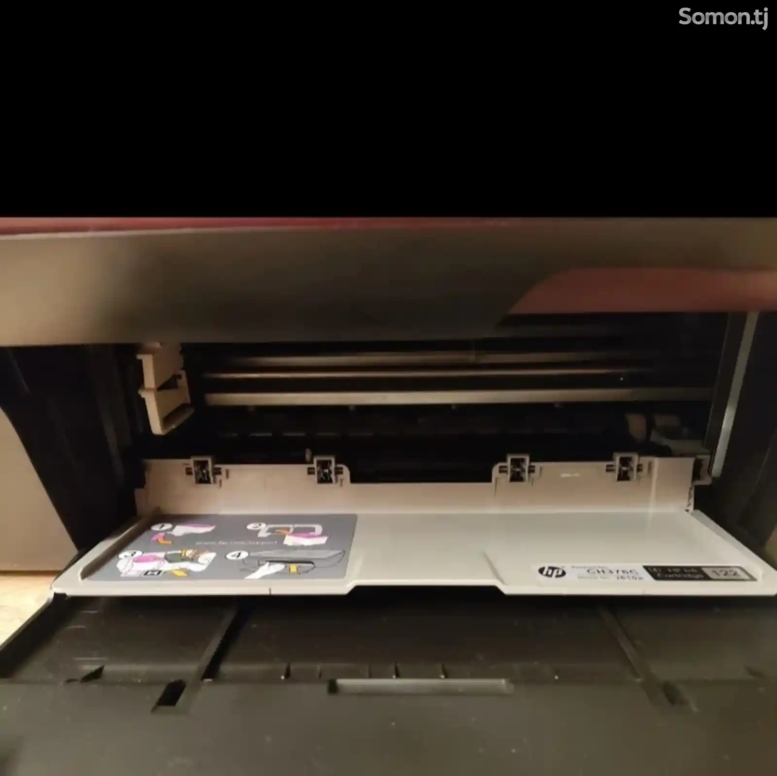 Принтер HP Deskjet 3050-3в1-4