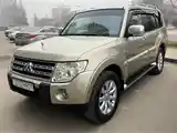 Mitsubishi Pajero, 2009-3