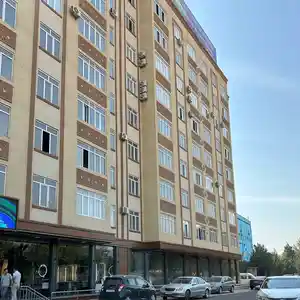 2-комн. квартира, 8 этаж, 58 м², 18мкр