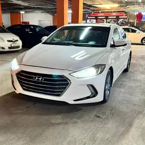 Hyundai Elantra, 2017