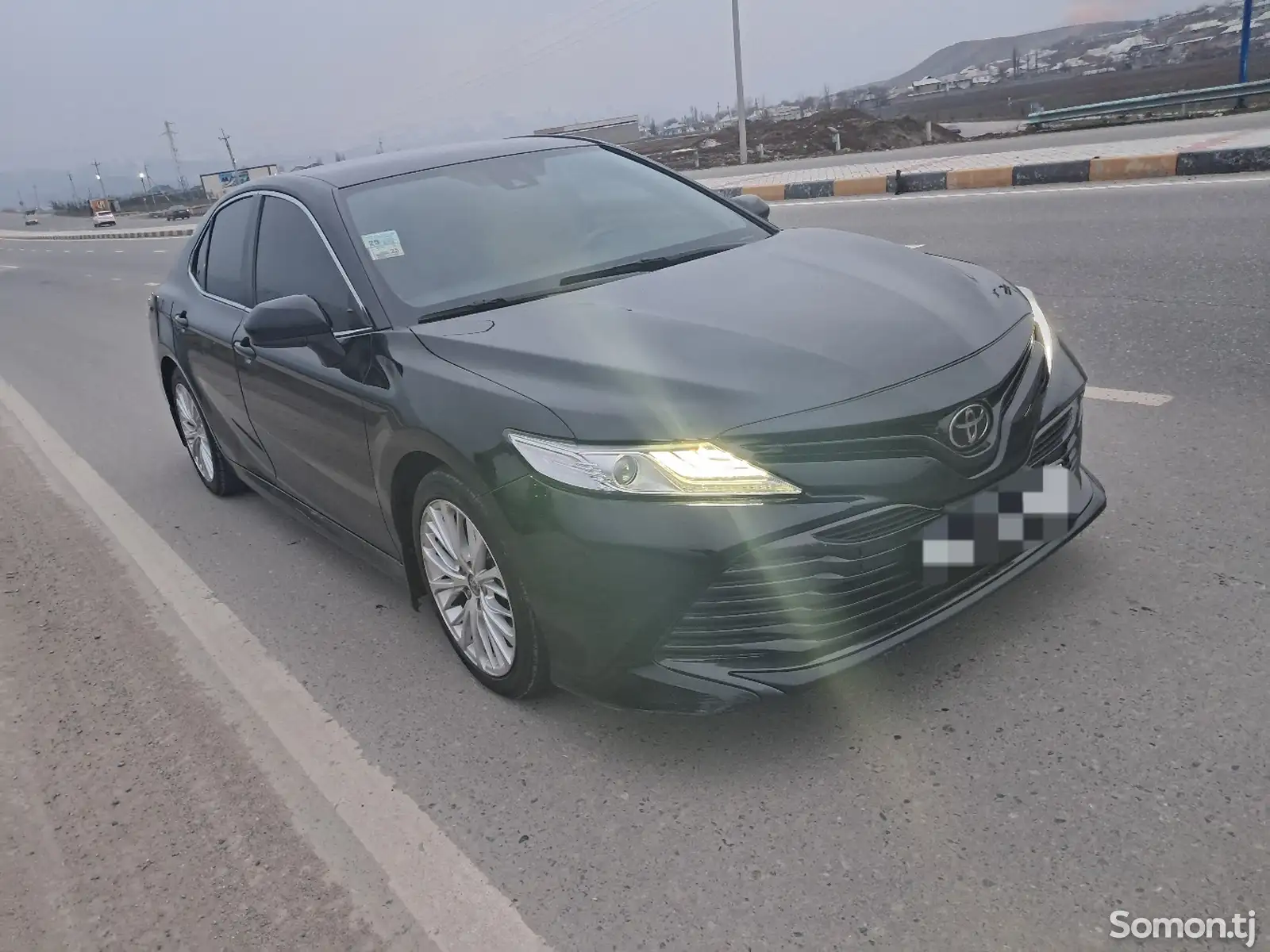 Toyota Camry, 2019-1