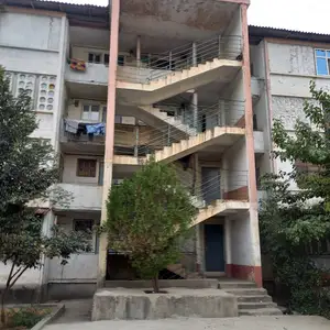 2-комн. квартира, 4 этаж, 55 м², 63мкр Фирдавсй