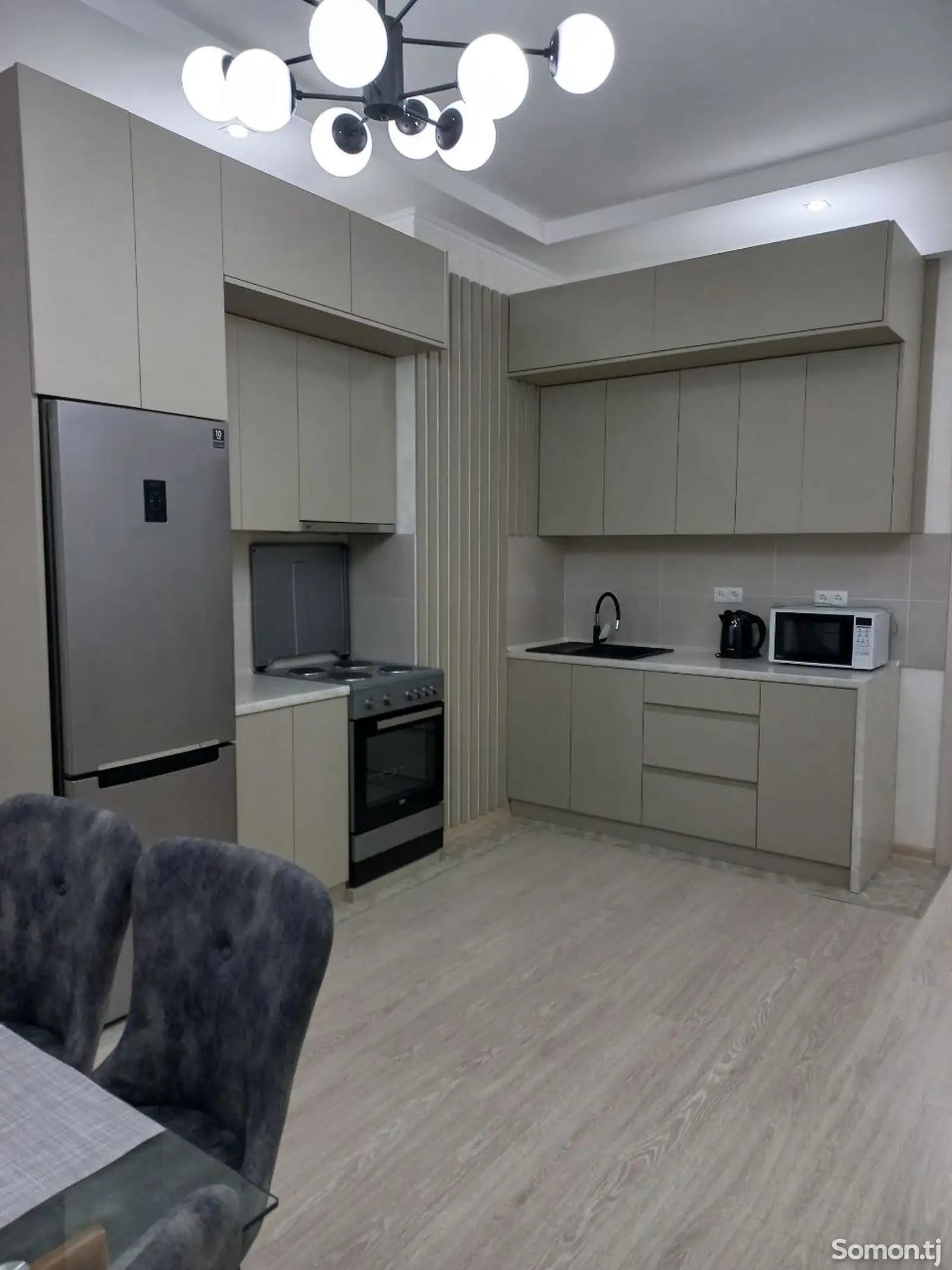 2-комн. квартира, 12 этаж, 80 м², Спартак-5