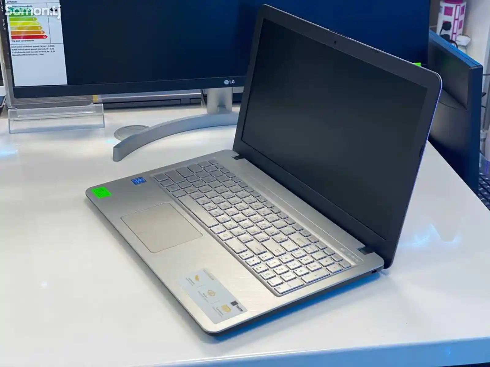 Ноутбук Asus celeron intel inside 4/1tb HDD-1