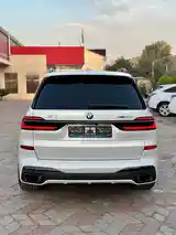 BMW X7, 2023-6