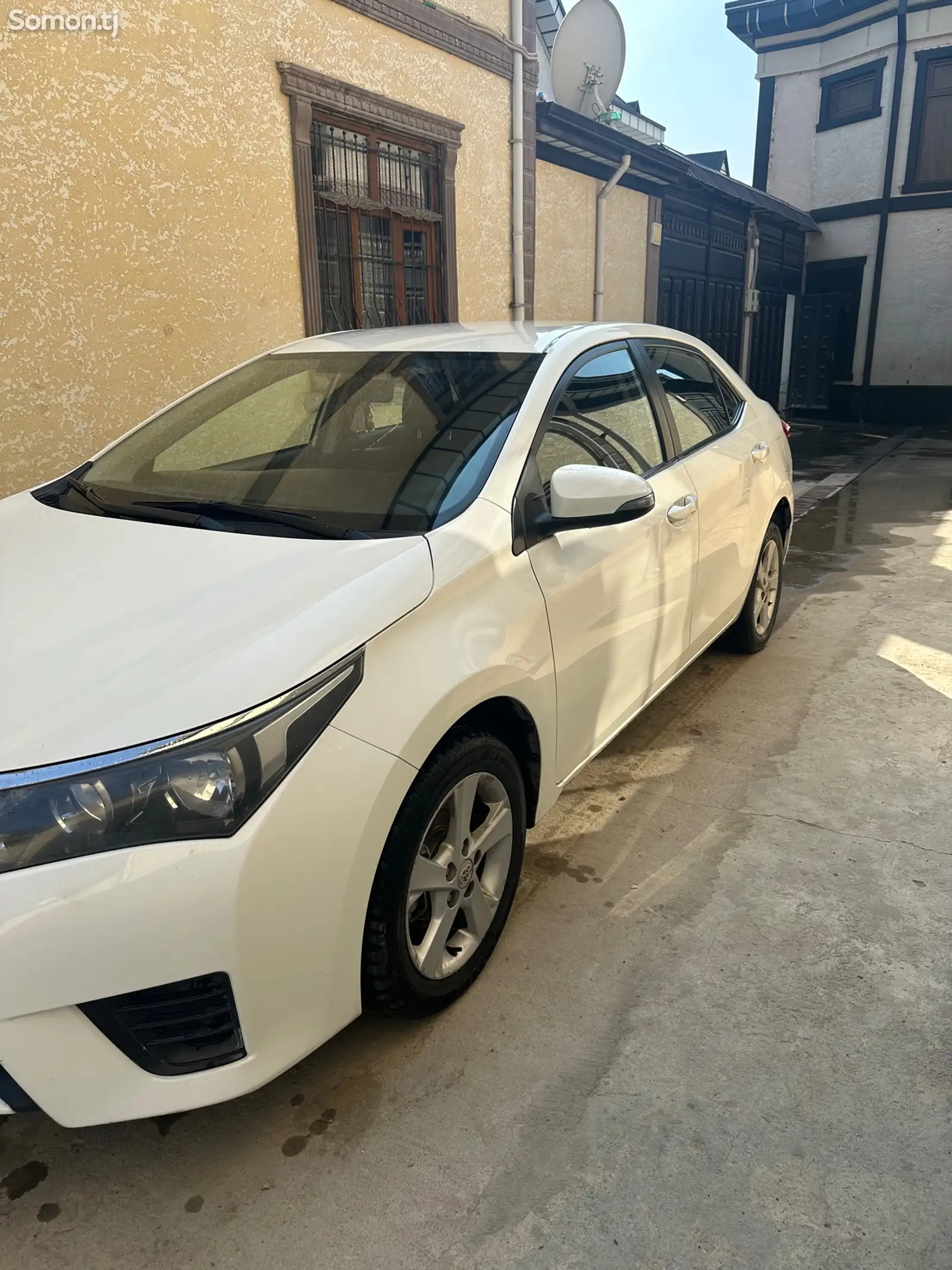 Toyota Corolla, 2013-3