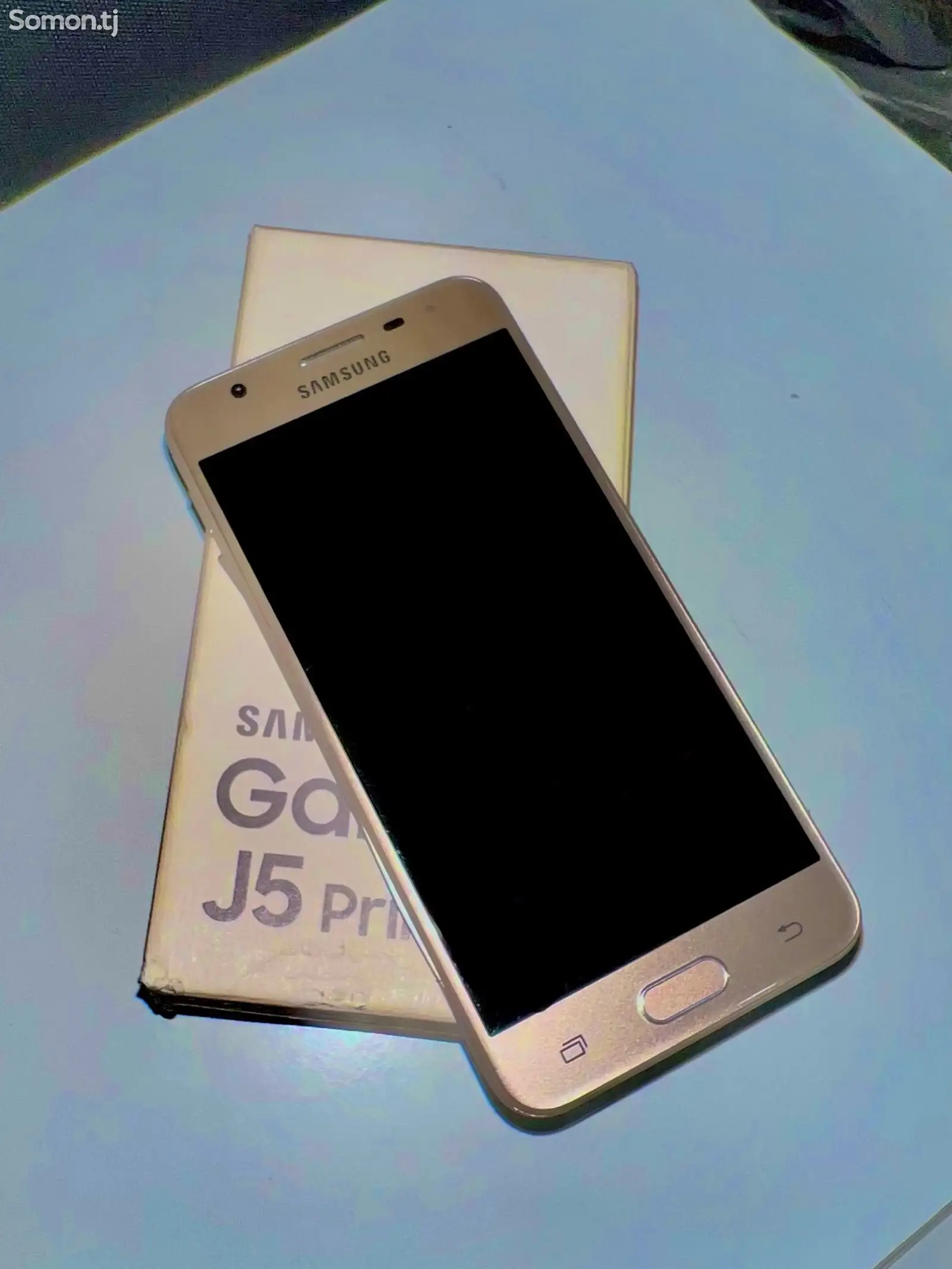 Samsung Galaxy J5 Prime-1