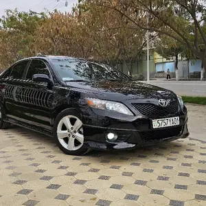 Toyota Camry, 2010