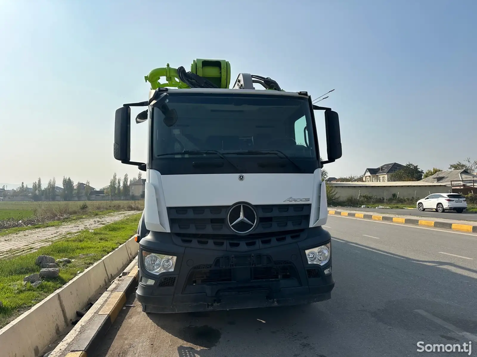 Автобетононасос Mercedes-Benz Actros-1