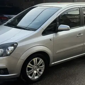 Opel Zafira, 2006