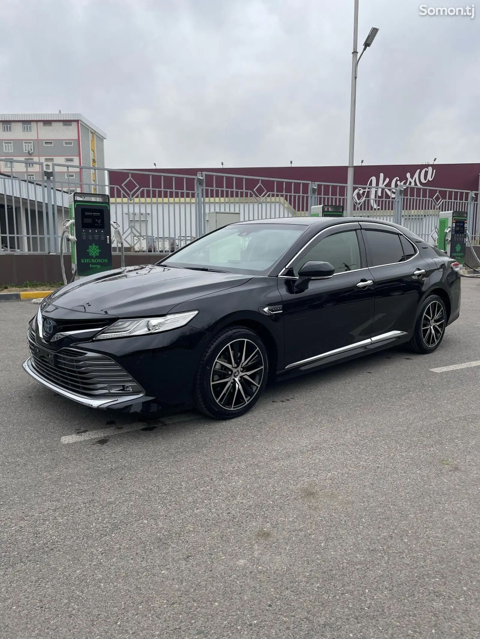 Toyota Camry, 2019-1