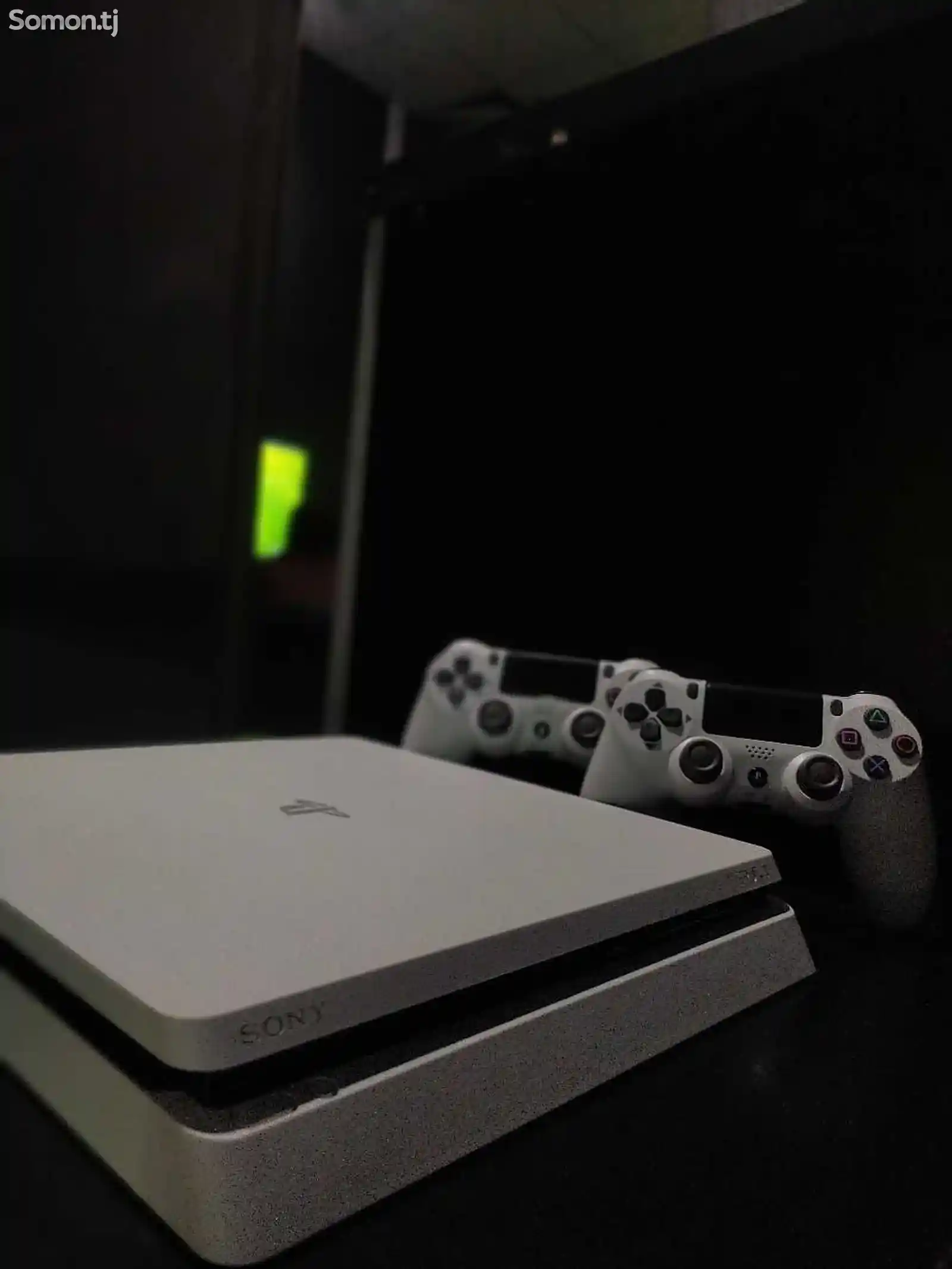 Игровая приставка Sony PlayStation 4 Pro на прокат-3