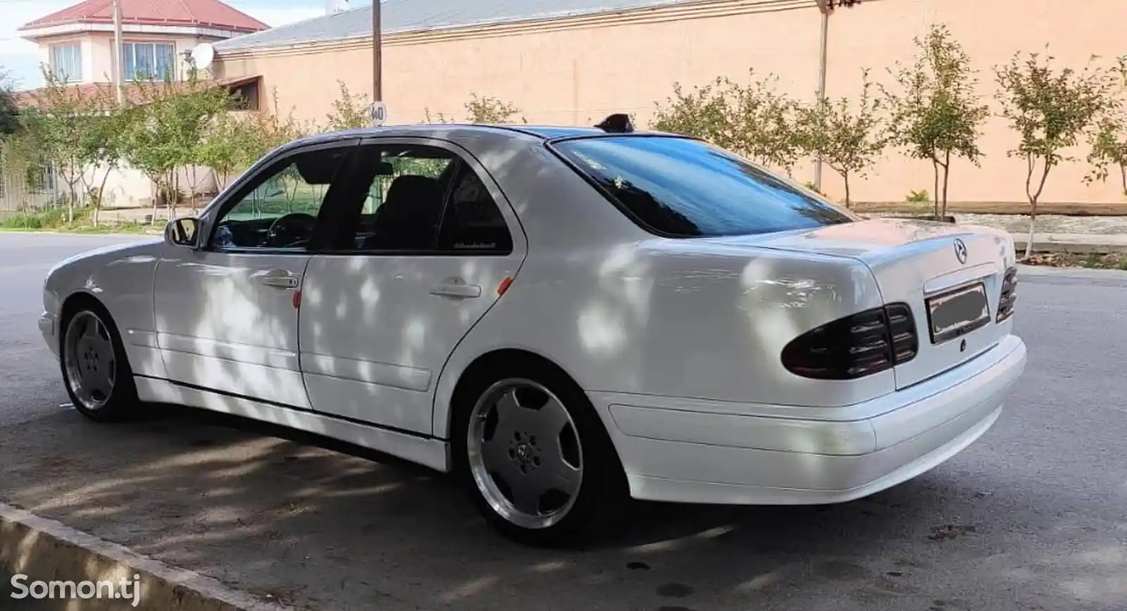 Mercedes-Benz E class, 1999-6