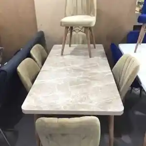 Стол и стулья Оман