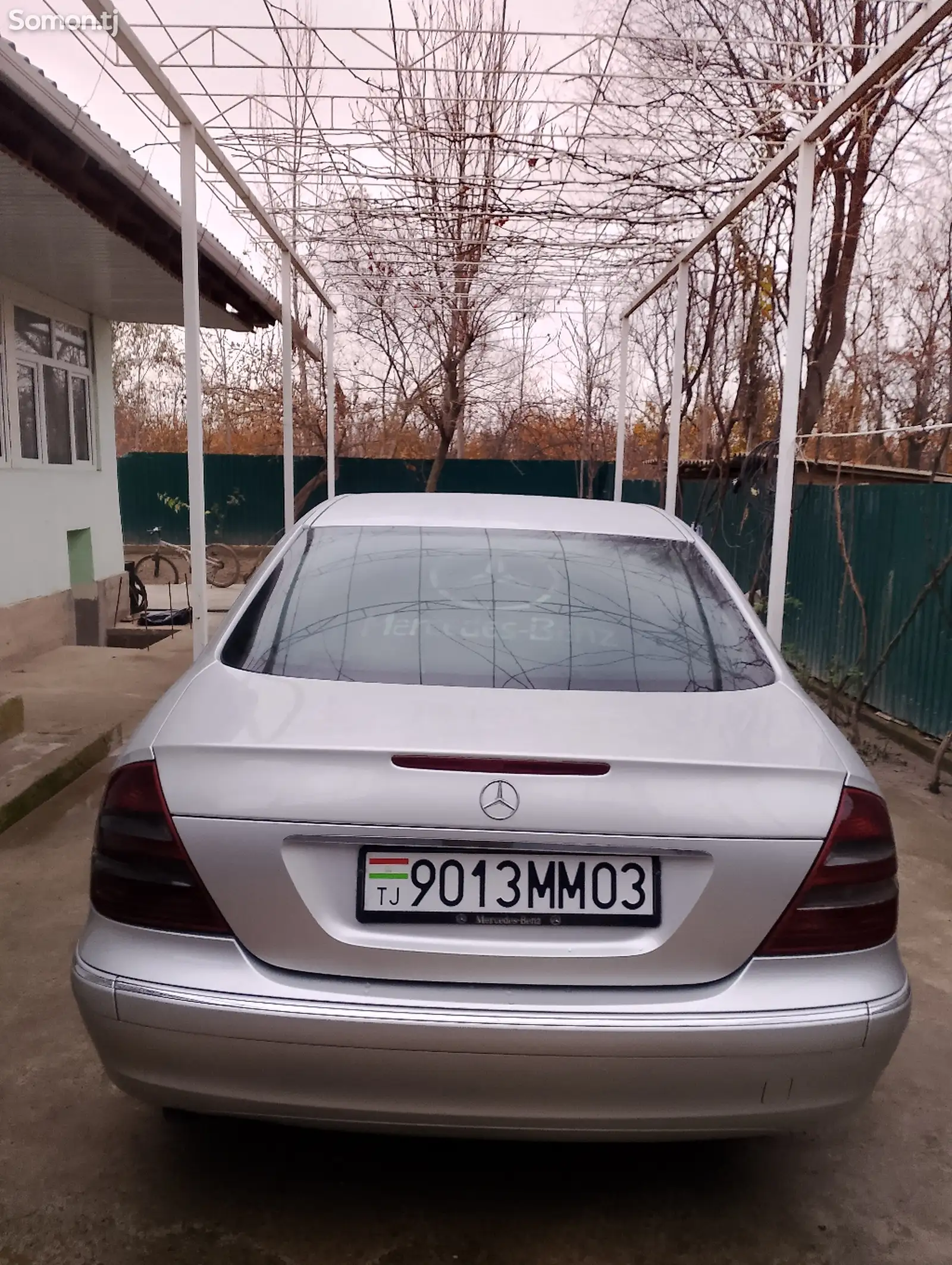 Mercedes-Benz E class, 2005-1