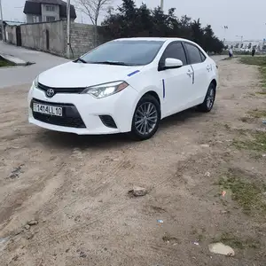 Toyota Corolla, 2015