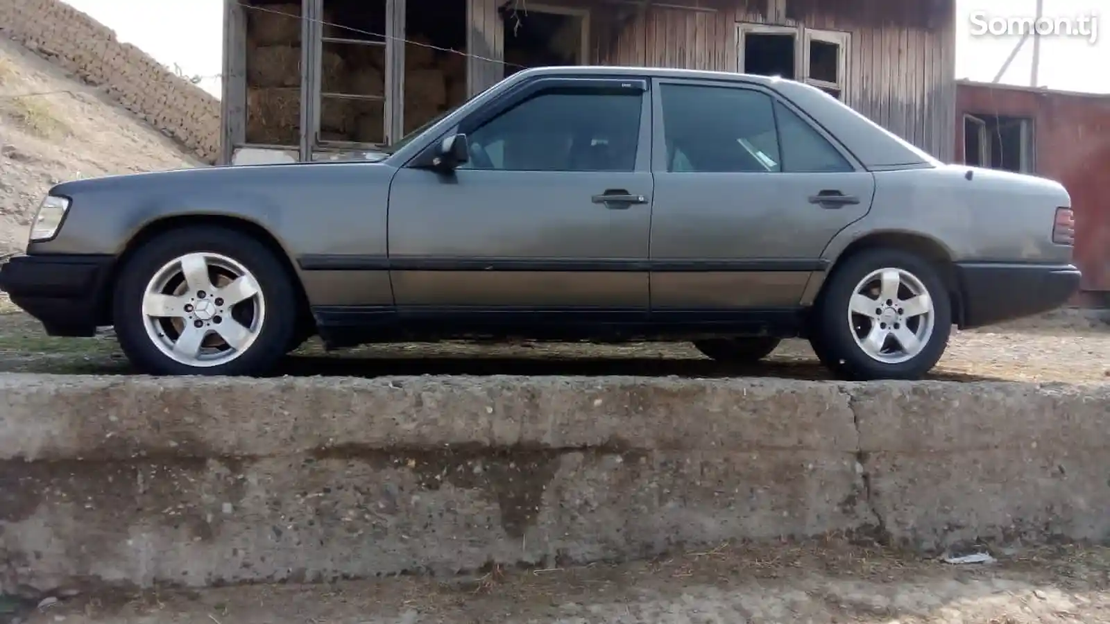 Mercedes-Benz W124, 1989-2