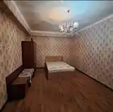 2-комн. квартира, Цокольный этаж, 49 м², 18 микрайон-5