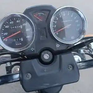 Мотоцикл Suzuki