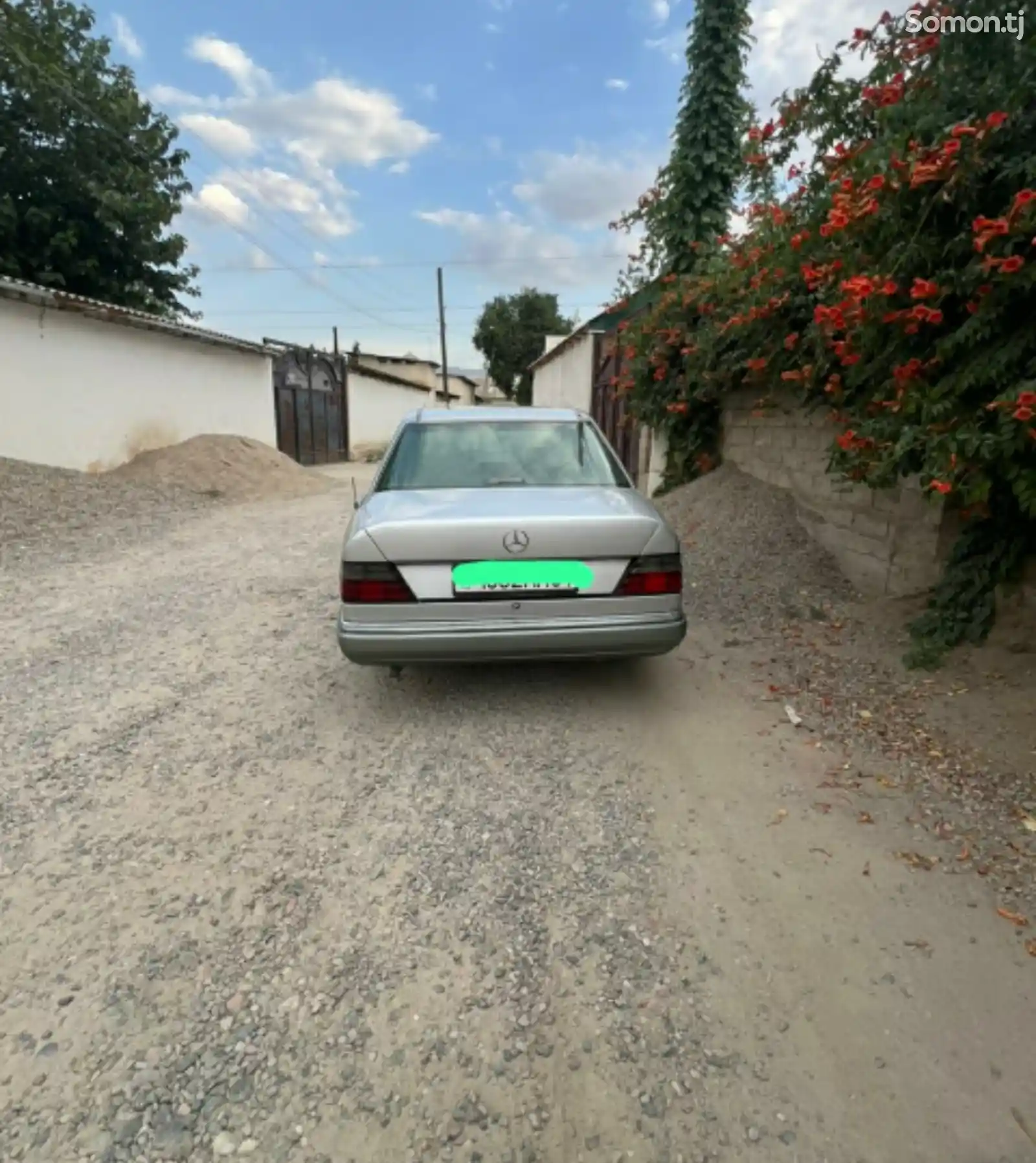 Mercedes-Benz W124, 1990-2