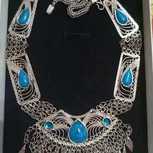 Серебряное ожерелье