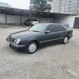 Mercedes-Benz E class, 2000-2