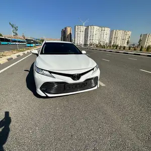 Toyota Camry, 2021