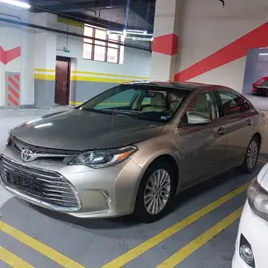 Toyota Avalon, 2015