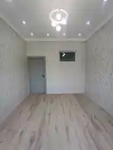 3-комн. квартира, 12 этаж, 70 м², Зарафшон-7