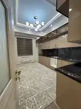 2-комн. квартира, 15 этаж, 75 м², Шохмансур-4