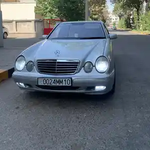 Mercedes-Benz E class, 2000