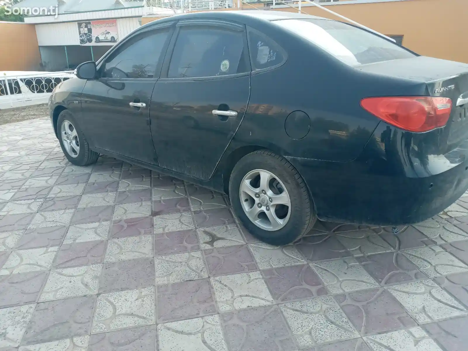 Hyundai Avante, 2010-8