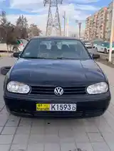 Volkswagen Golf, 2000-2