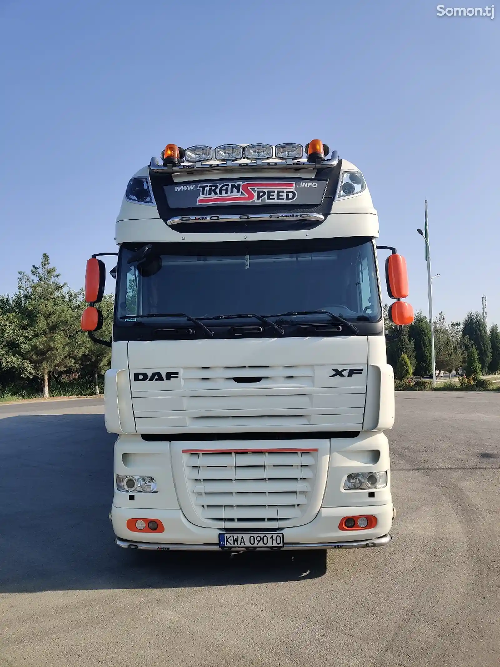 Седельный Тягач DAF XF 105 510, 2010-1