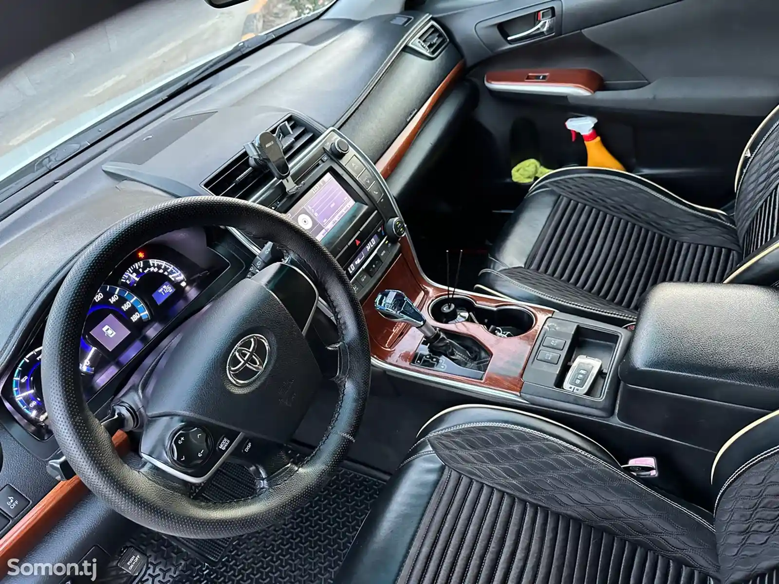 Toyota Camry, 2012-6