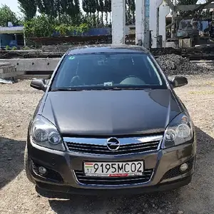 Opel Astra H, 2009