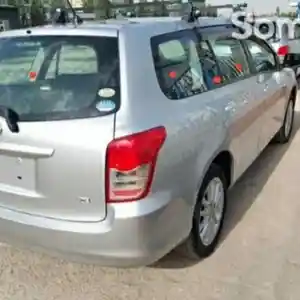 Задние не тонированные стекла от Toyota Fielder