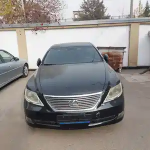 Lexus LS series, 2008