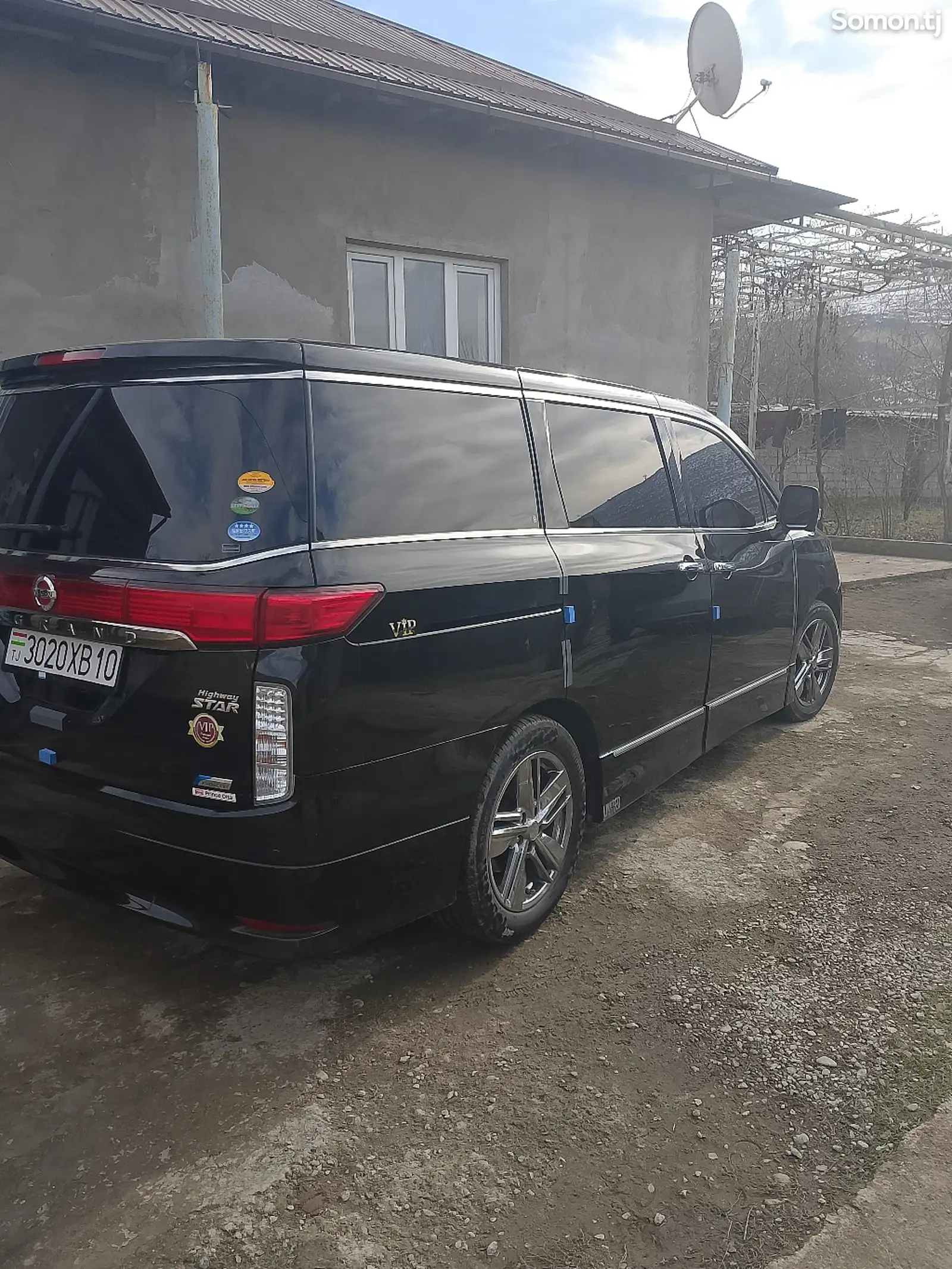 Nissan Elgrand, 2014-1