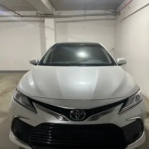 Toyota Camry, 2023