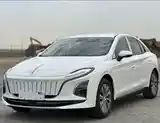 Hongqi E-QM5, 2024-2