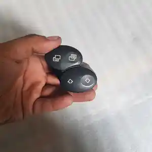 Кнопка руля от Mercedes-Benz w211