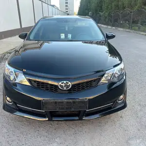 Toyota Camry, 2012